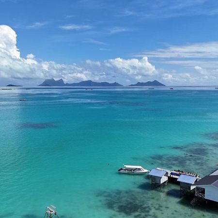 Hotel Bigfin Water Bungalow Semporna Zewnętrze zdjęcie